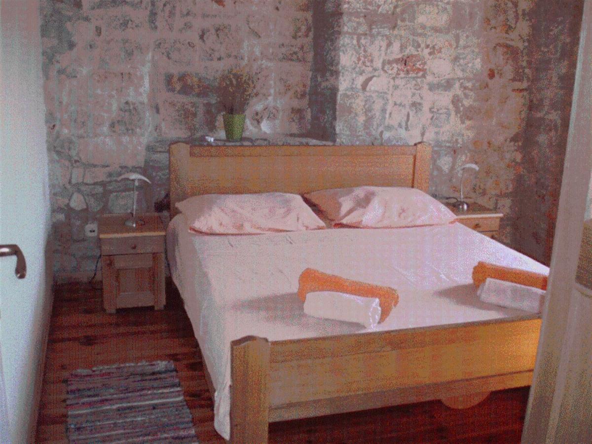Ducina Apartments Milna  Cameră foto